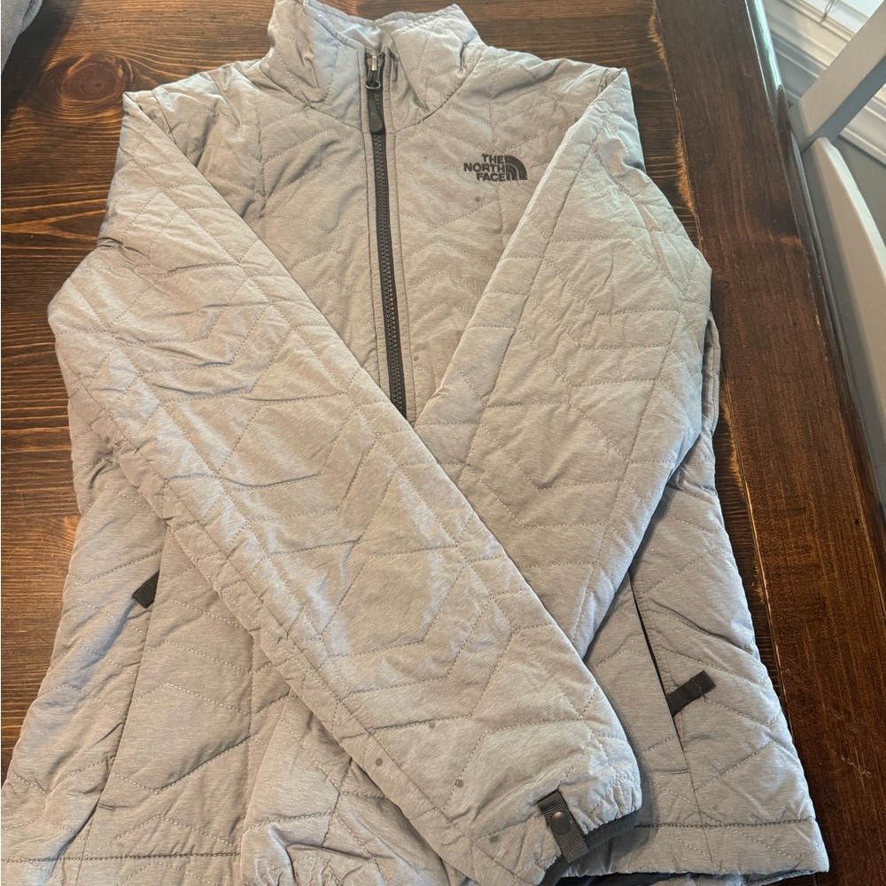The North Face Women's Light Gray Ski Jacket